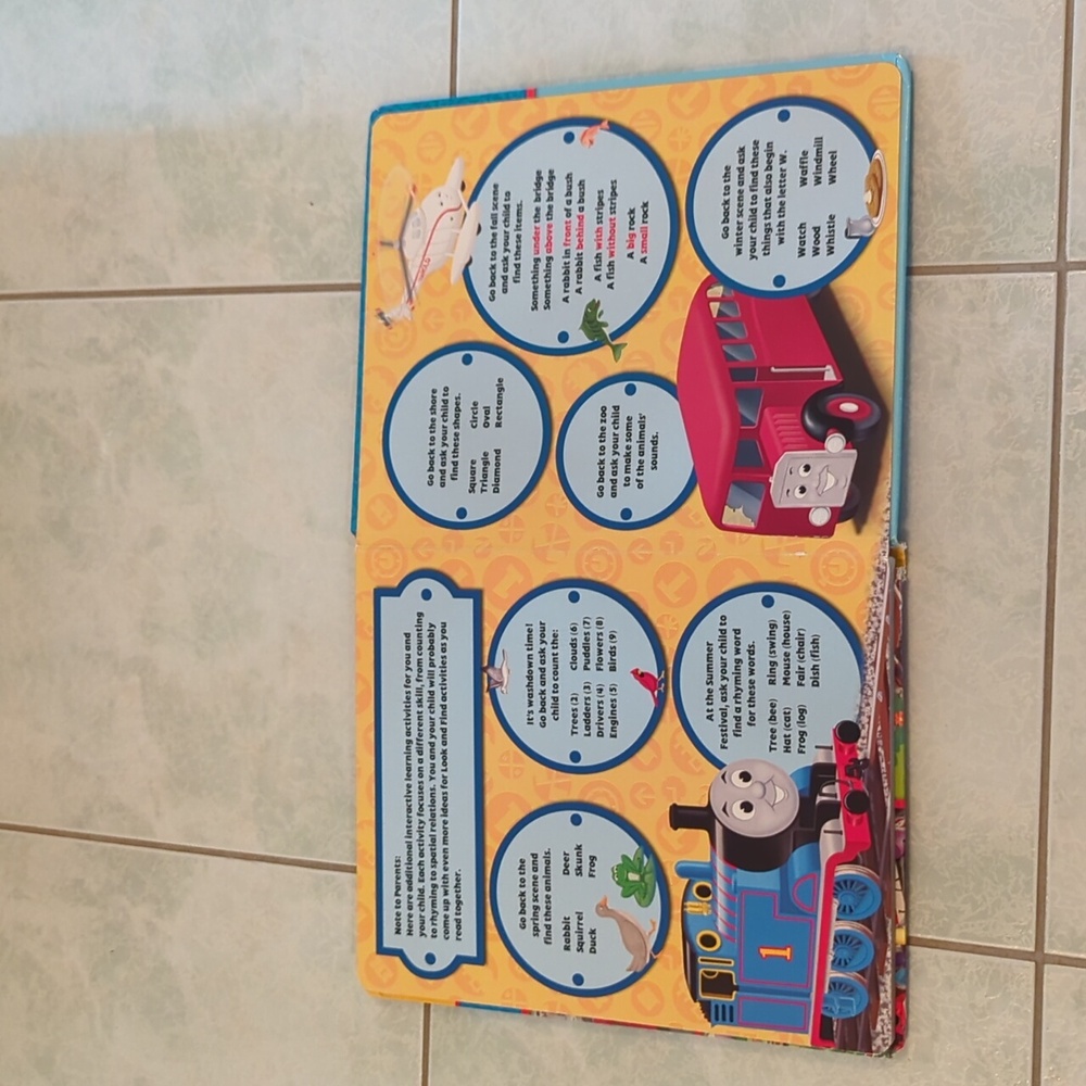 ⭐️ 5/ $25 Thomas and Friends look and find book - Picture 10 of 12